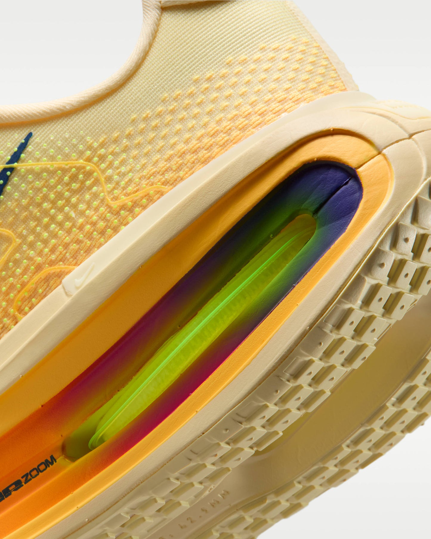 Nike Vomero Premium
Alabaster
