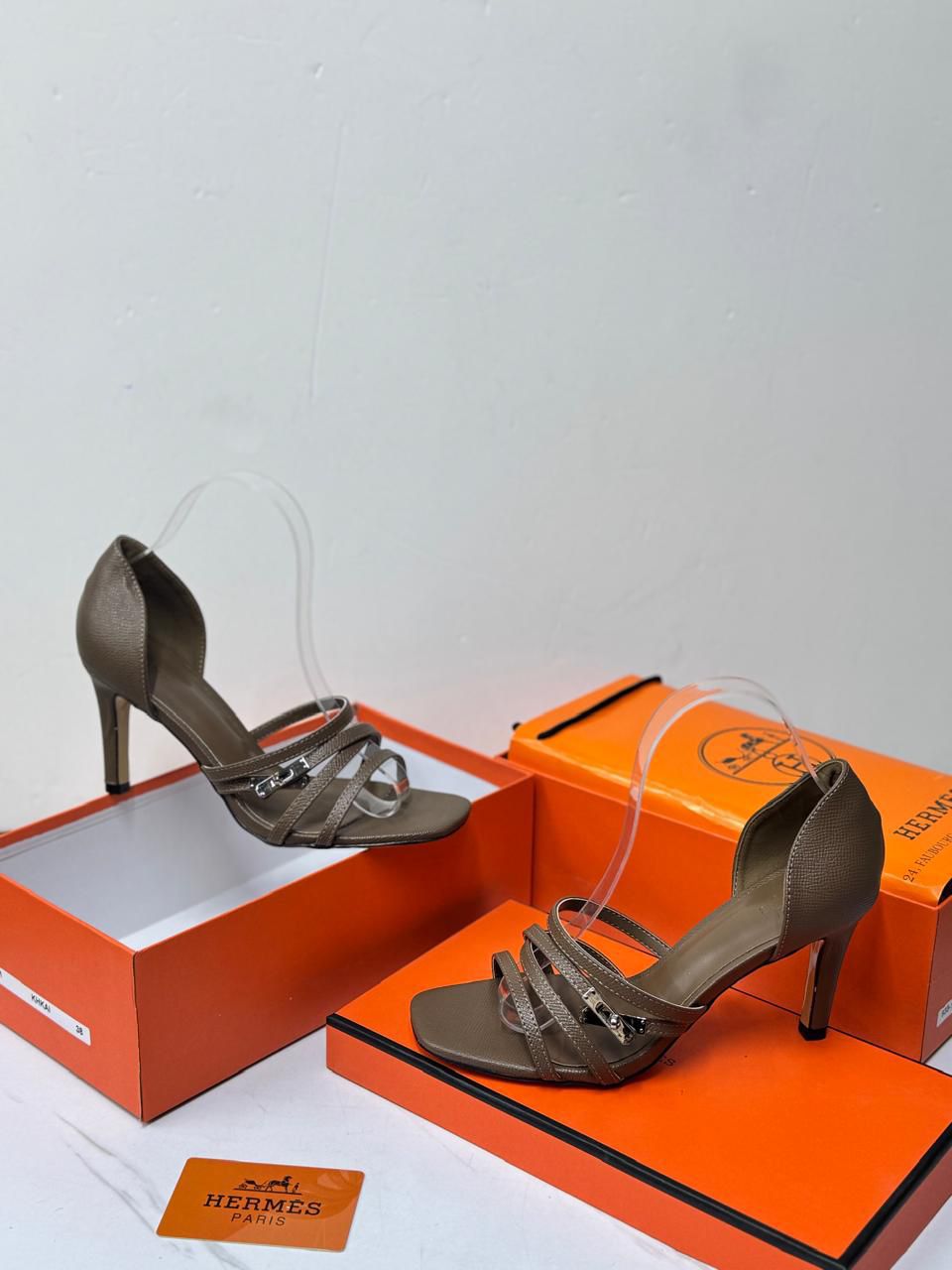 Hermés Lipstick 105 Sandals bronze metallic shade.