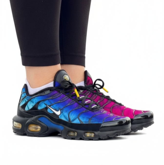 Nike Air Max "Hyper Blue/Pink"