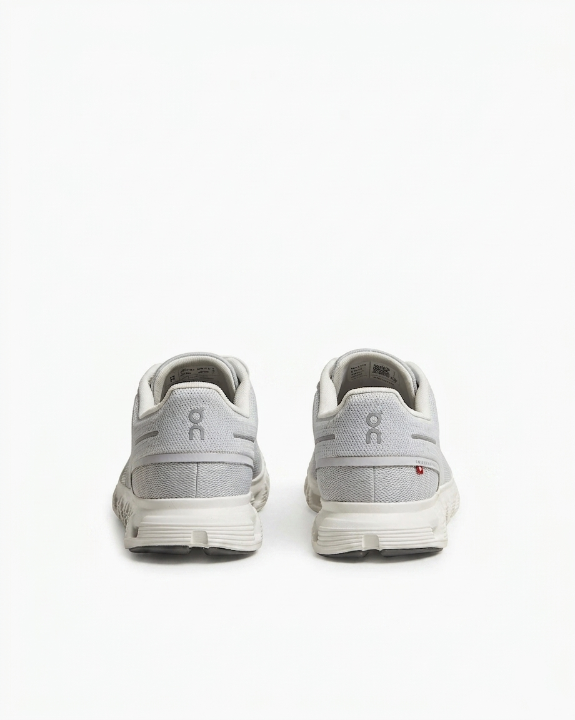 On Cloud 6 Sneakers "Glacier/White"