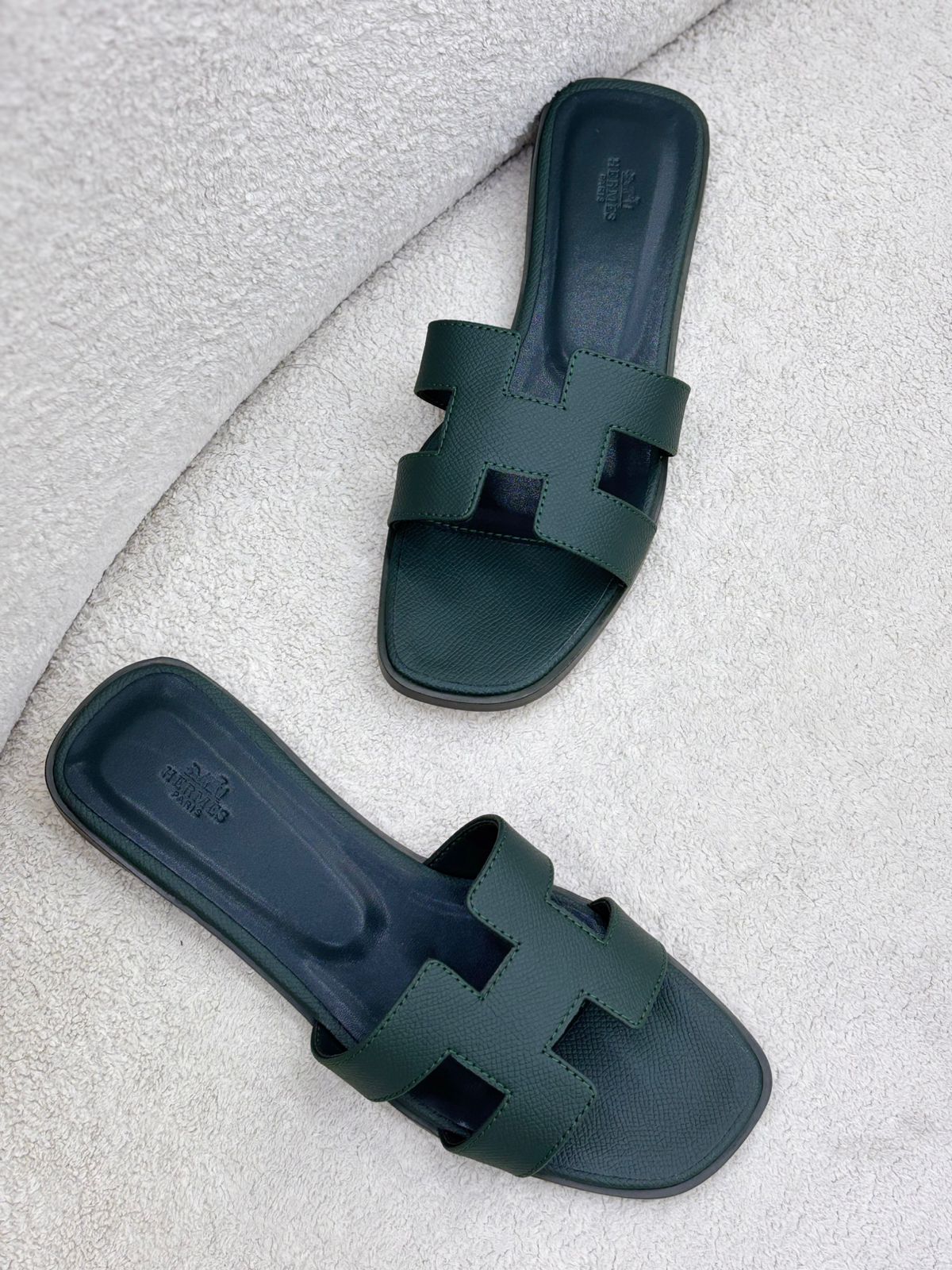 Hermès Oran Sandal "Dark Green"