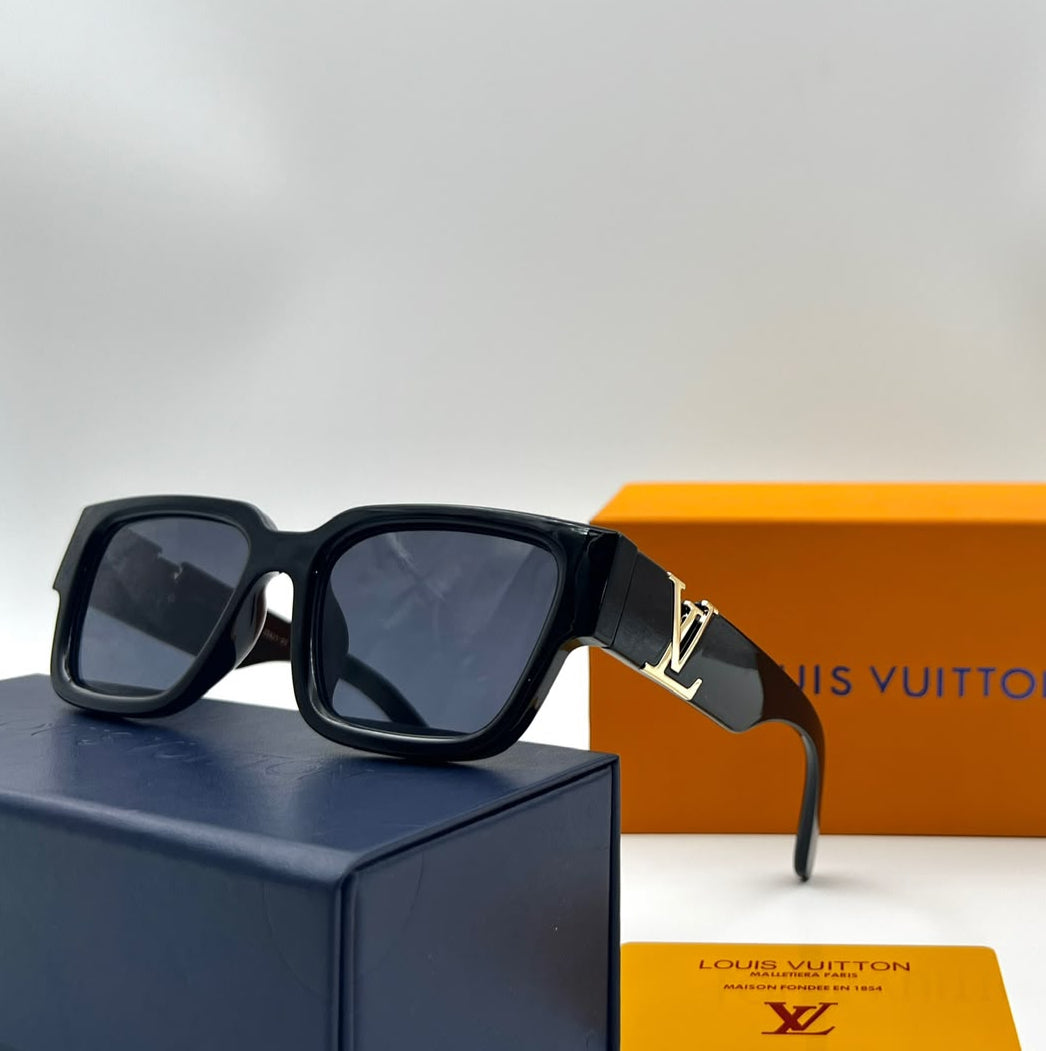 Louis Vuitton Square Sunglasses Glossy Black