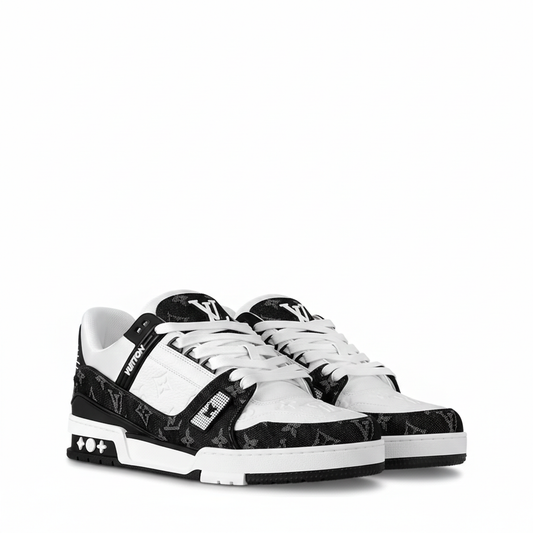 Louis Vuitton Trainer Sneaker "Black/White"
