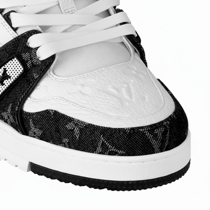 Louis Vuitton Trainer Sneaker "Black/White"
