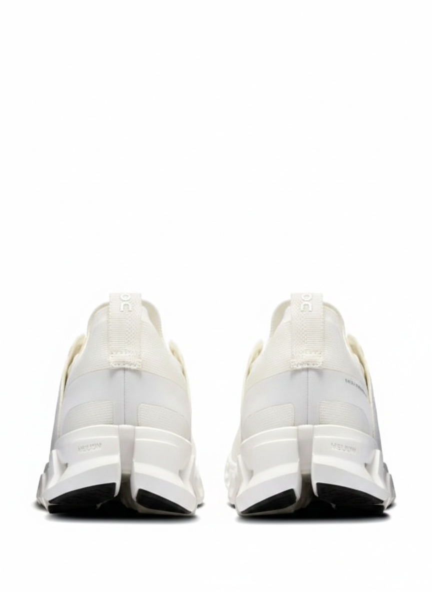 On Running Cloudswift 4 white Eclipse，