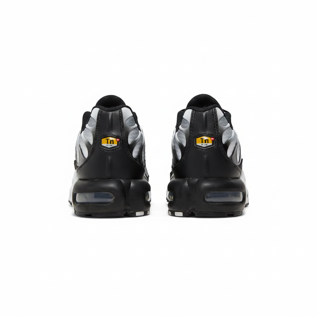 Nike Air Max "Black/Silver"