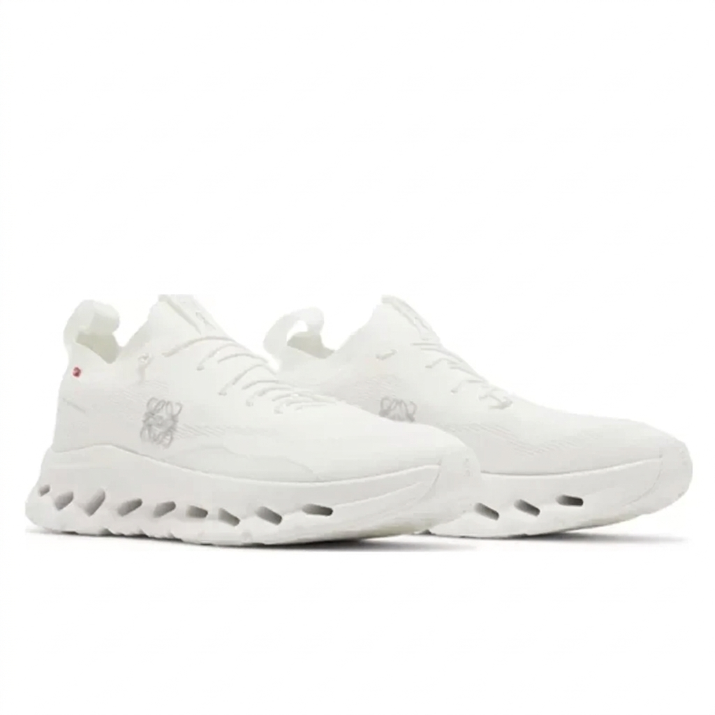 Loewe x ON Cloudtilt "White"