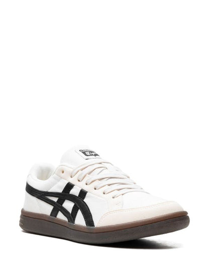 Onitsuka Tiger Advanti Sneaker "Cream White/Black"