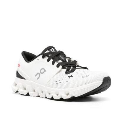 ON Cloud X ‘White/Black’