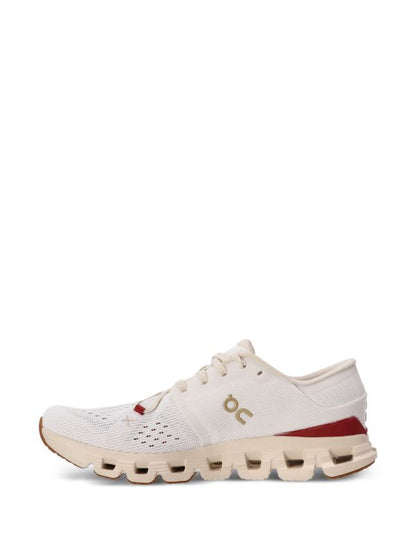 ON CLOUD X 4 IVORY / CREAM