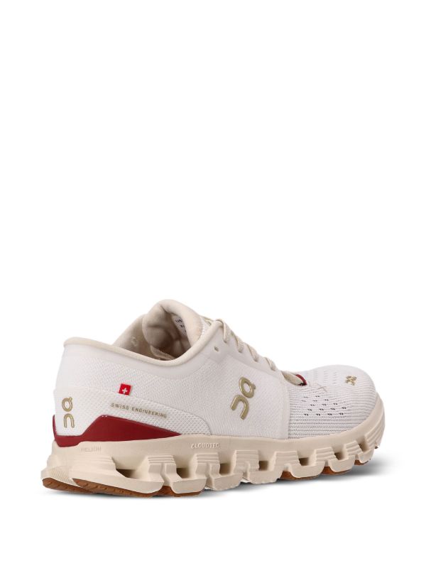 ON CLOUD X 4 IVORY / CREAM