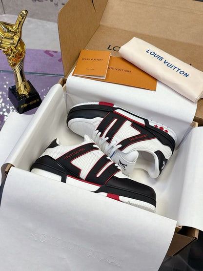 Louis Vuitton Trainer sneakers "Black/White"