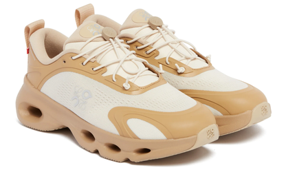 On Cloudsolo LOEWE "Dark Sand/Cream"