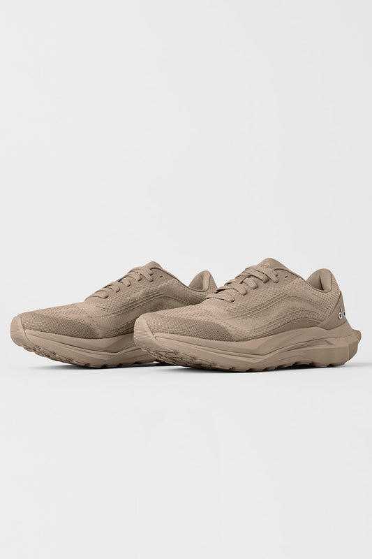 ALO YOGA Alo Runner "Beige"