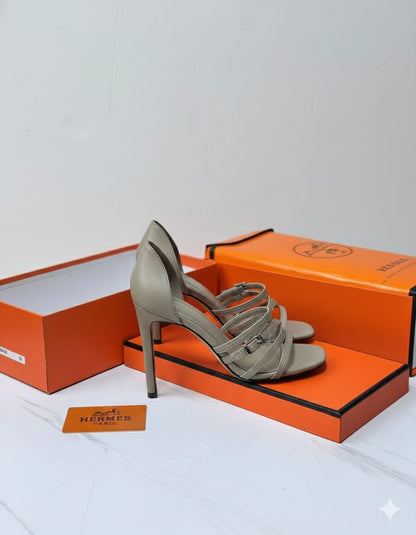 Hermés Lipstick 105 Sandals Beige