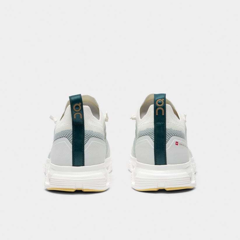 On Cloud 6 versa "Ice Spirulina