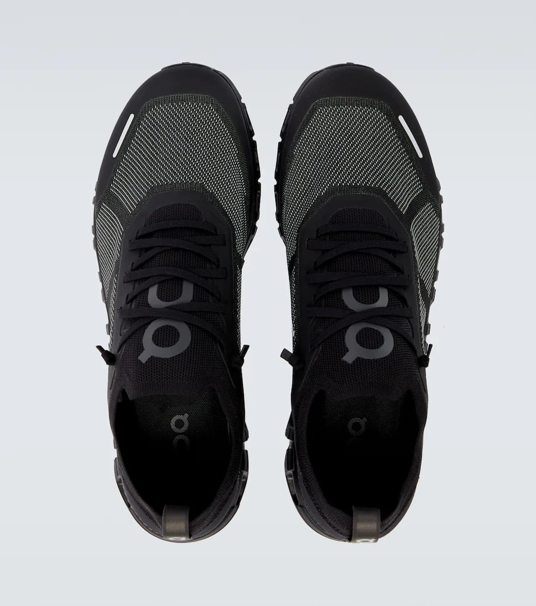 On Cloud 6 Versa Black