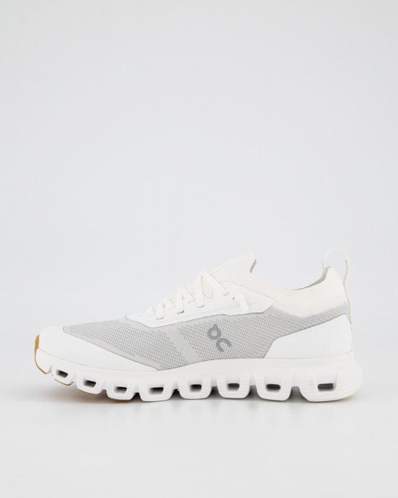 On Cloud 6 Versa White
