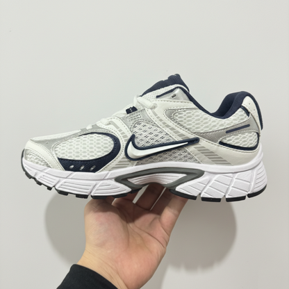 Nike V5 RNR, "Metallic Silver/Midnight Navy"