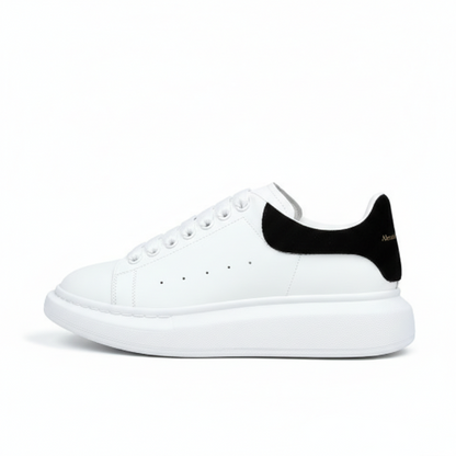 ALEXANDER MCQUEEN 
BLACK/WHITE’