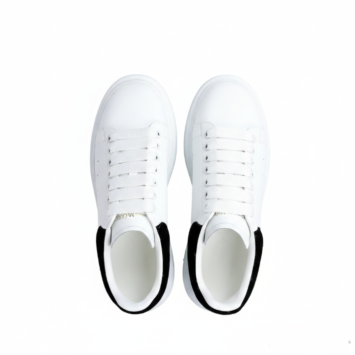 ALEXANDER MCQUEEN 
BLACK/WHITE’