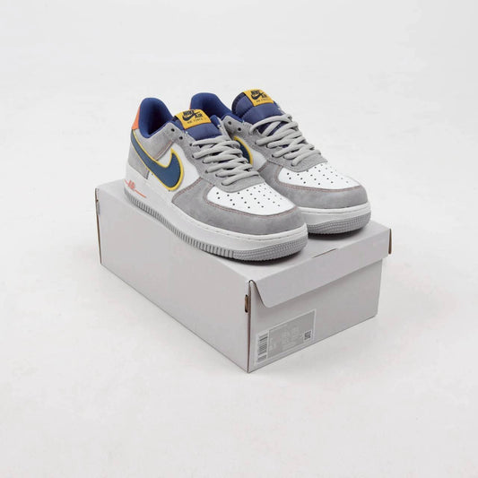 Nike Air Force Sneakers Low 1
"White/ Navy Blue/Yellow/Orange"