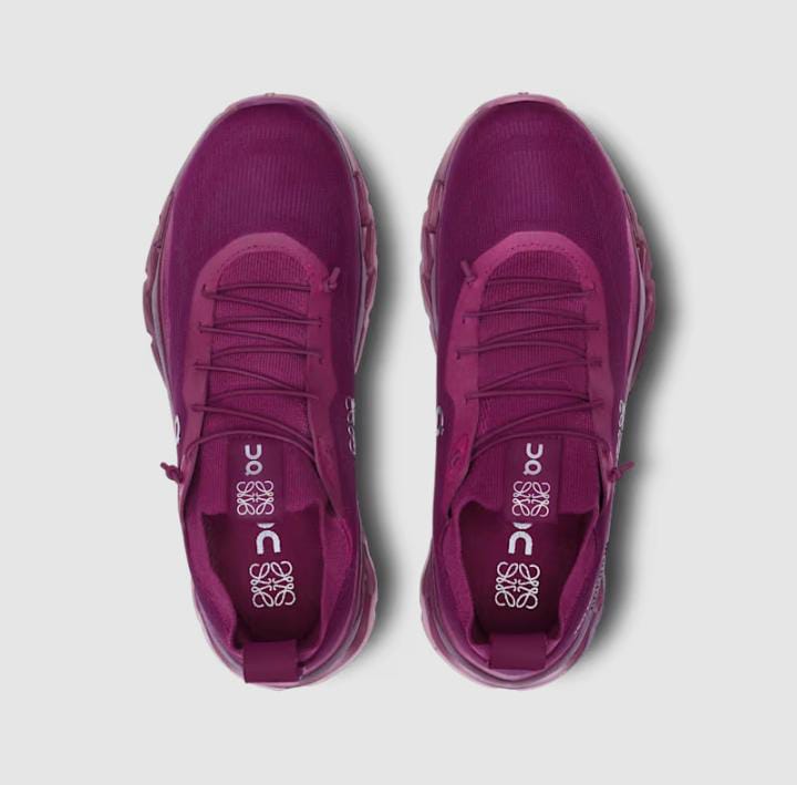 On Cloud Loewe "Beet Red"