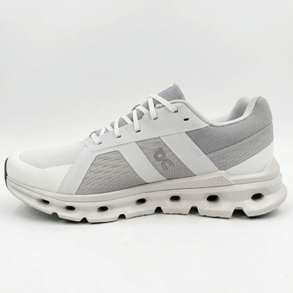On Cloudrunner 2 "White Frost"