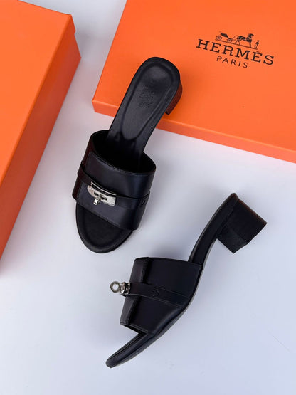 Hermès Gigi 50 sandals "Black"