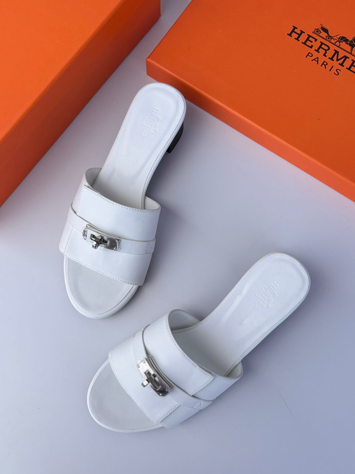 Hermès Gigi 50 sandals "White"