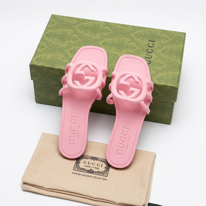 Gucci Interlocking G Slide "Pink"