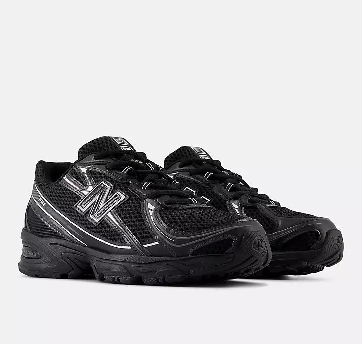 New Balance 740 Sneakers "Black/ Silver Metallic"