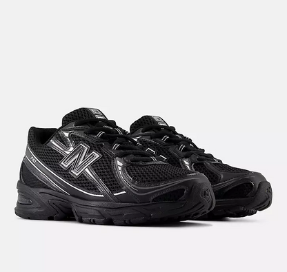 New Balance 740 Sneakers "Black/ Silver Metallic"