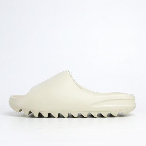 Adidas Yeezy Slide "Bone"