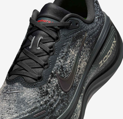 Vomero Plus Running Shoes "Oatmeal/Black "