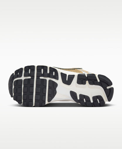 Nike Zoom Vomero 5 Sneakers  "White / Metallic Gold"