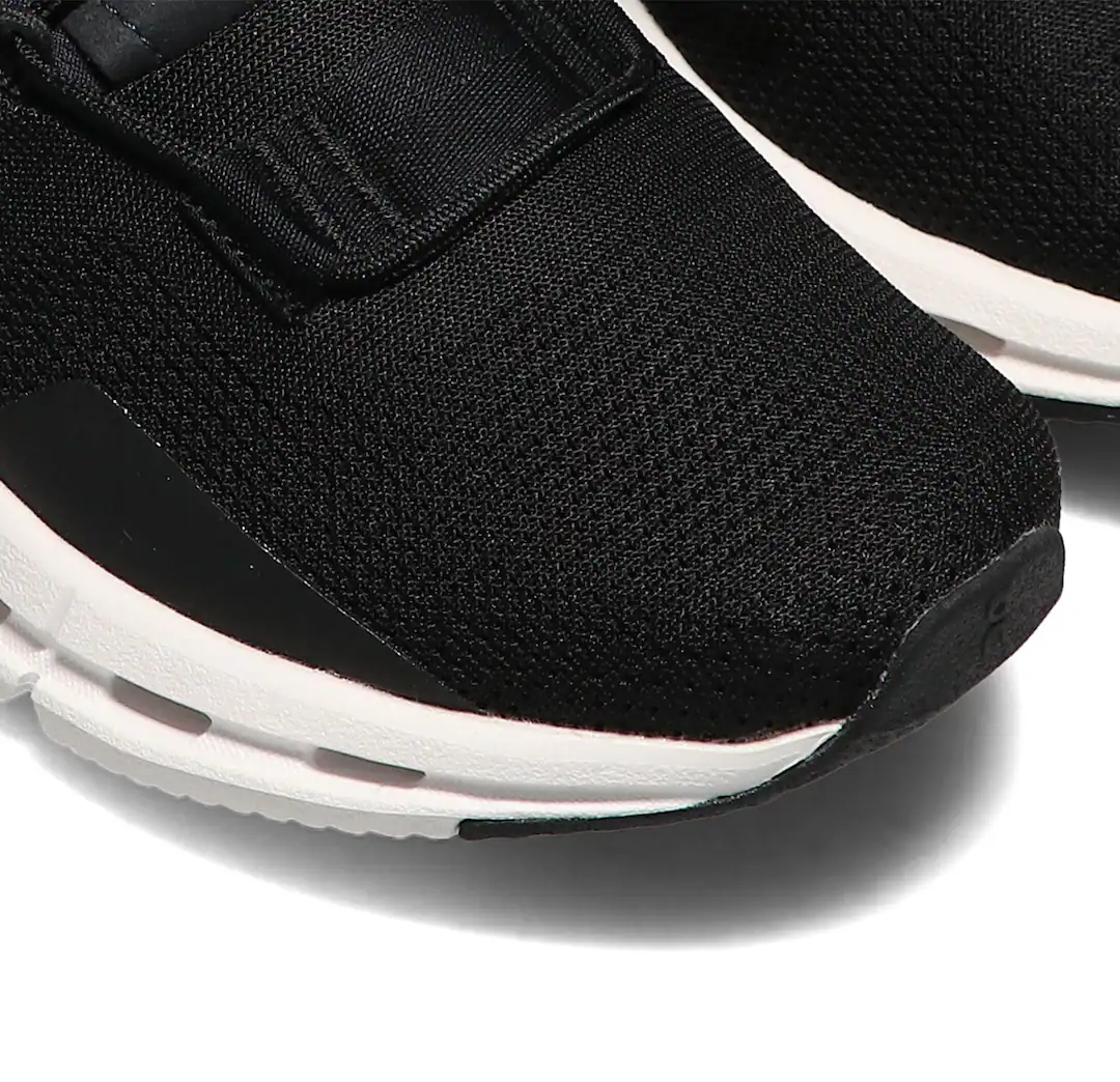 On Running Cloudnova Sneakers "Black /White"
