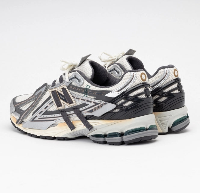 New Balance 1906A "Tech Explosion" Sneaker "Silver Metallic/ White"