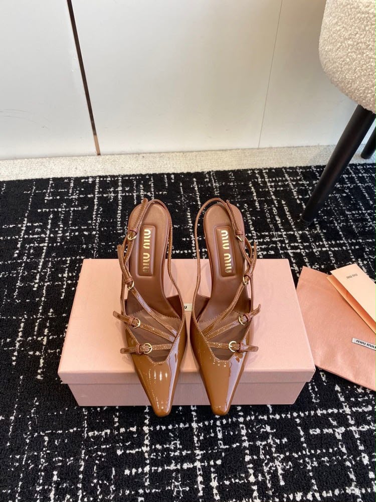 Miu Miu patent leather slingback pumps "Brown"