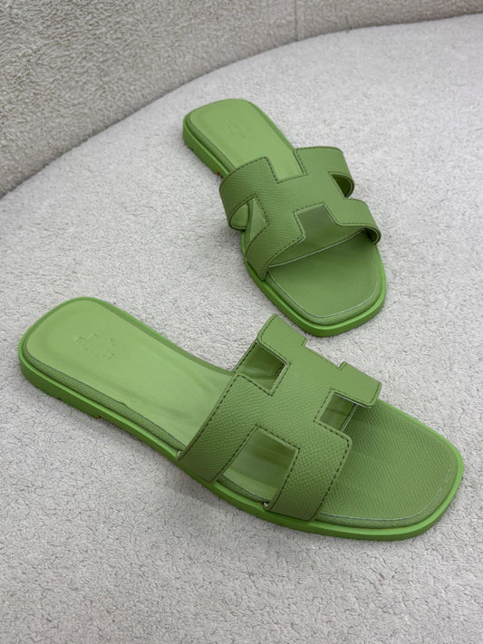 Hermès Oran Sandal "Green"