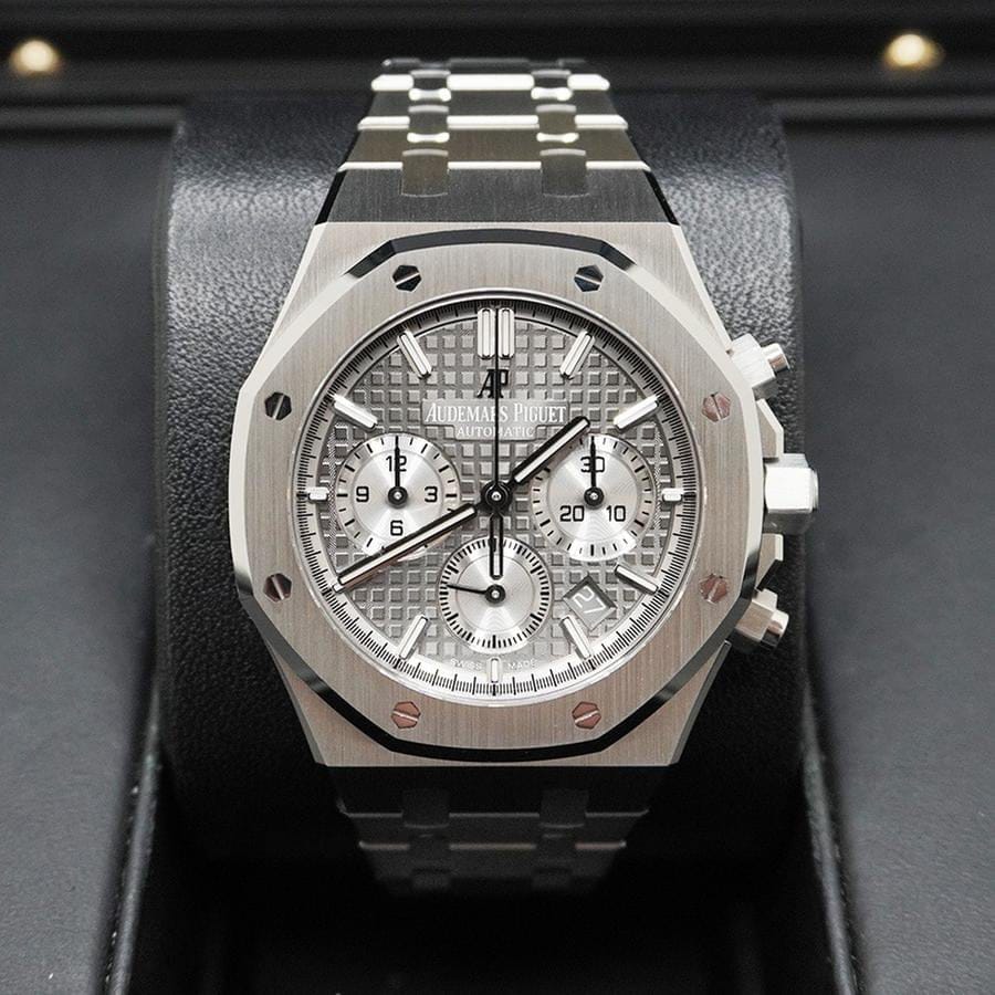 "AP Royal Oak Offshore — Silver Dial"