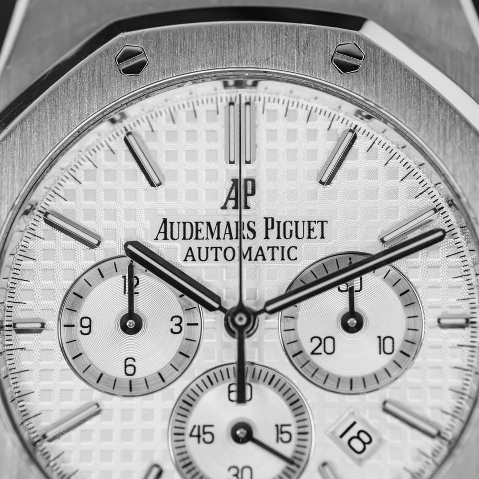 "AP Royal Oak Offshore — White Dial"