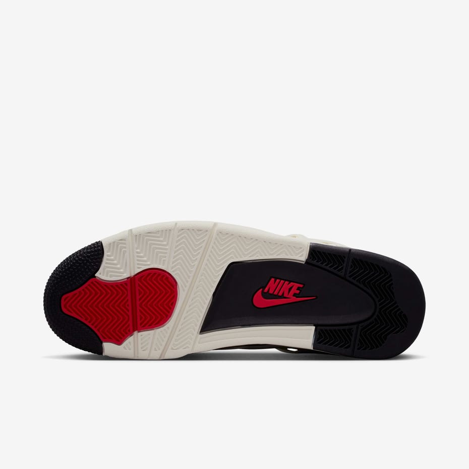 Air Jordan 4 "Flight Club"
Sail and Black