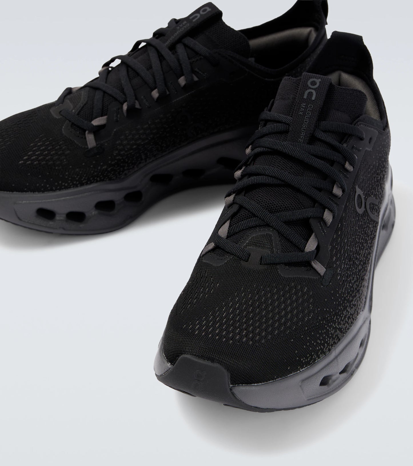 On Running Cloudsurfer Max "Black"
