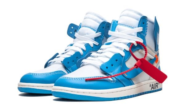 AIR JORDAN 1 RETRO HIGH "Off-White - UNC"