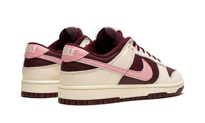 DUNK LOW PRM "Valentine's Day 2023"
