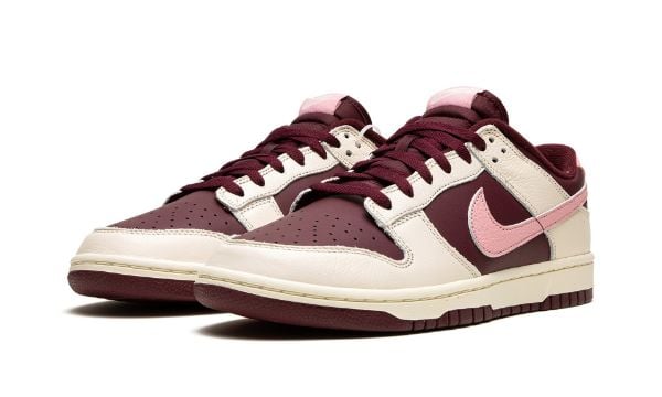 DUNK LOW PRM "Valentine's Day 2023"