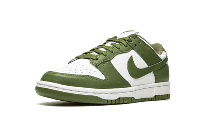 NIKE SB DUNK LOW "Medium Olive"