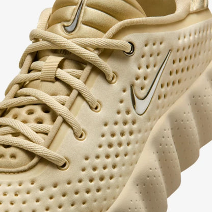 Nike Mind 002 "Beige"