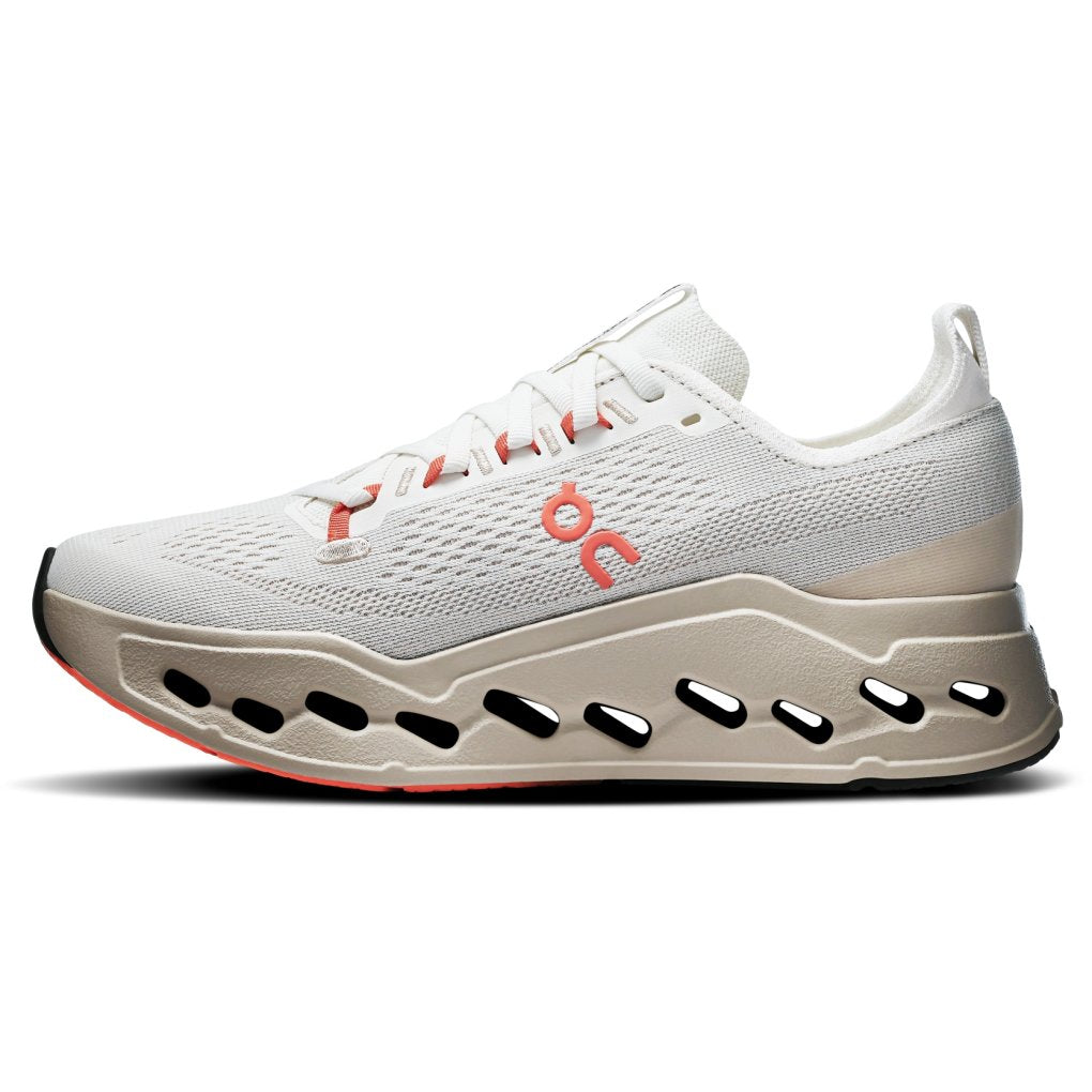 On Running Cloudsurfer Max Ivory/Salmon